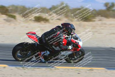 media/Jan-13-2025-Ducati Revs (Mon) [[8d64cb47d9]]/3-B Group/Session 3 (Turn 7 Inside)/